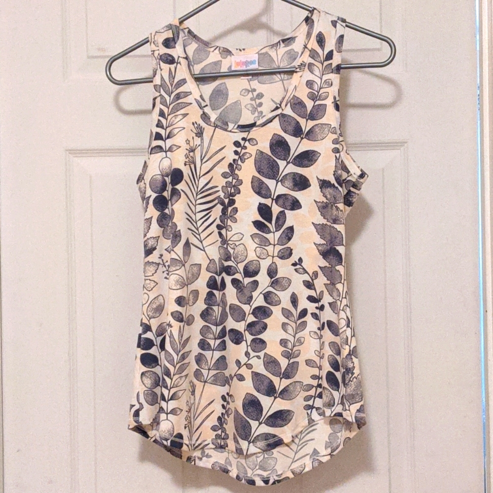 Lularoe tank top small